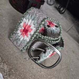 Stylish Gray and Red Embroidered Belt